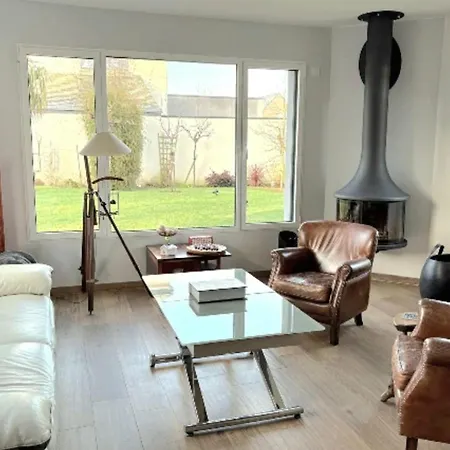 Spacious House With Garden Near The Holiday home *